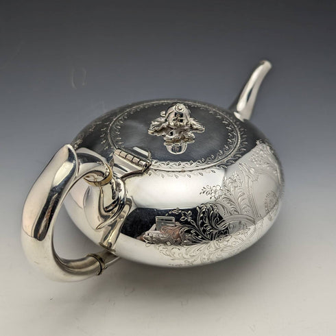 1881 British antique silver plated teapot 580g Elkington